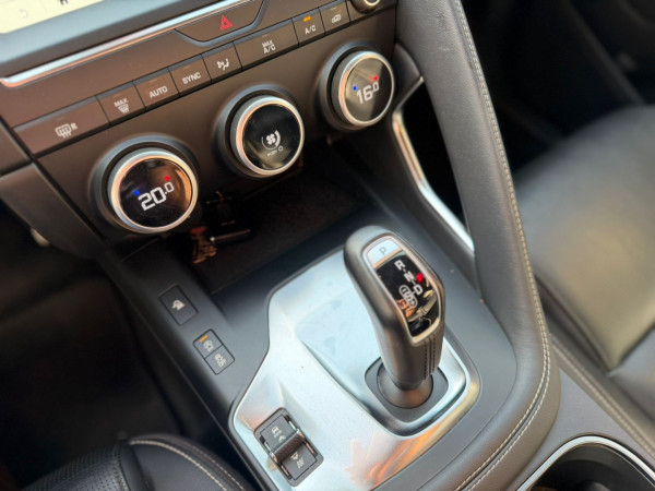 JAGUAR E-Pace 2.0 P250 R-DYNAMIC S AWD TURBO AUTOMÁTICO