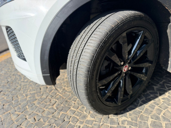JAGUAR E-Pace 2.0 P250 R-DYNAMIC S AWD TURBO AUTOMÁTICO
