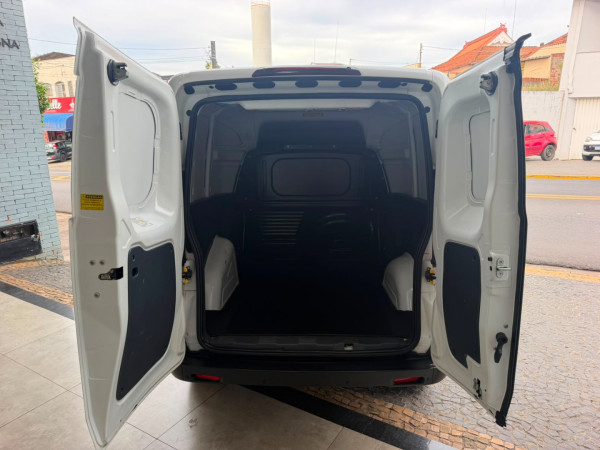 FIAT Fiorino Furgão 1.4 FLEX ENDURANCE