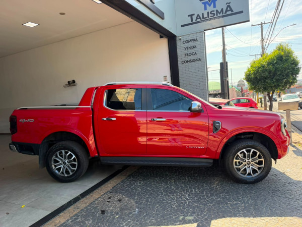 FORD Ranger 3.0 V6 4X4 LIMITED TURBO DIESEL CABINE DUPLA AUTOMÁTICO