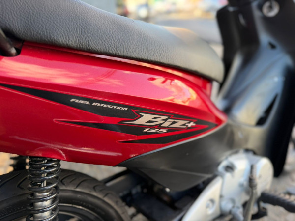 HONDA Biz 125 +