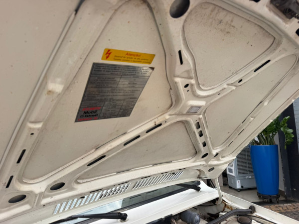 VOLKSWAGEN Gol 1.0