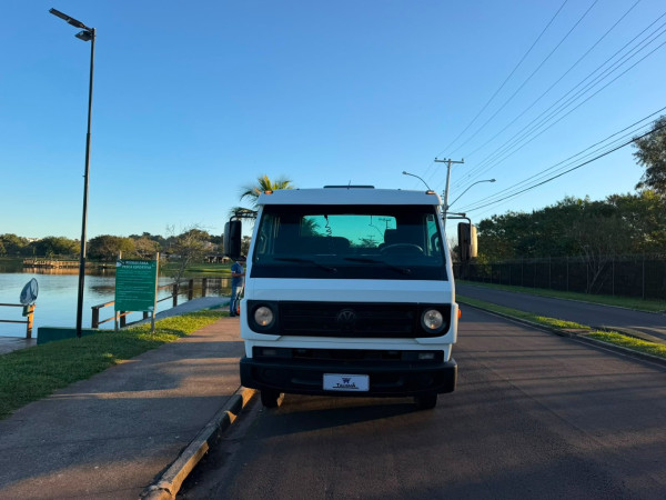 VOLKSWAGEN 8-160 Modelo sem Versão