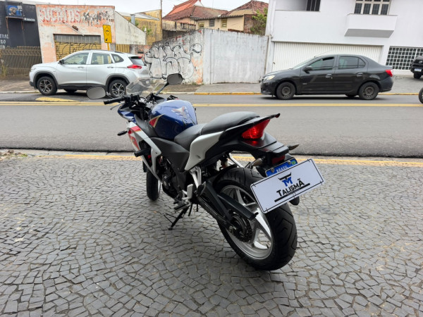HONDA CBR 250 R