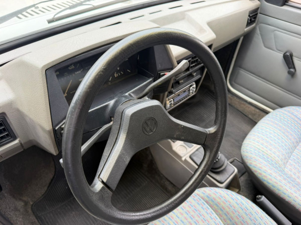 VOLKSWAGEN Gol 1.0