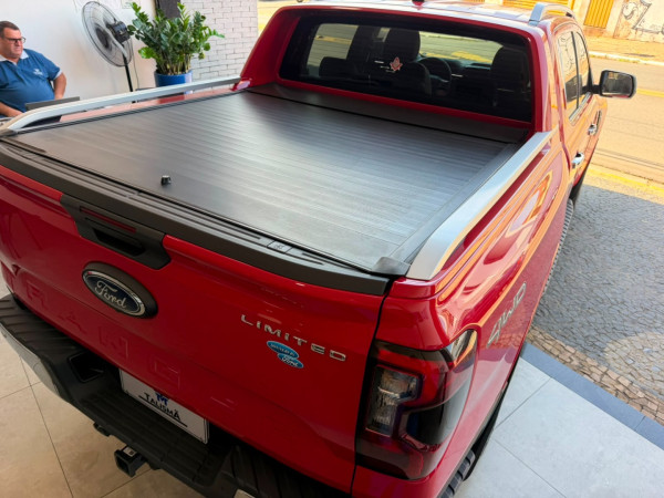 FORD Ranger 3.0 V6 4X4 LIMITED TURBO DIESEL CABINE DUPLA AUTOMÁTICO