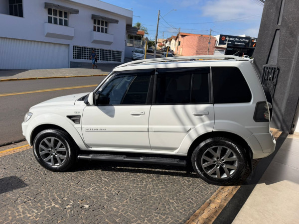 MITSUBISHI Pajero TR4 2.0 16V 4P