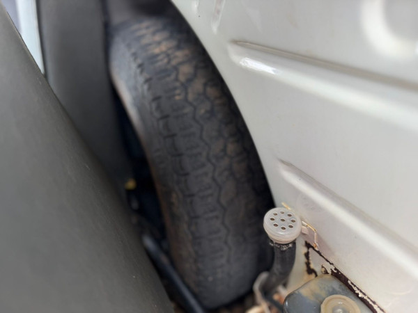 VOLKSWAGEN Kombi 1.6 STD 9 LUGARES