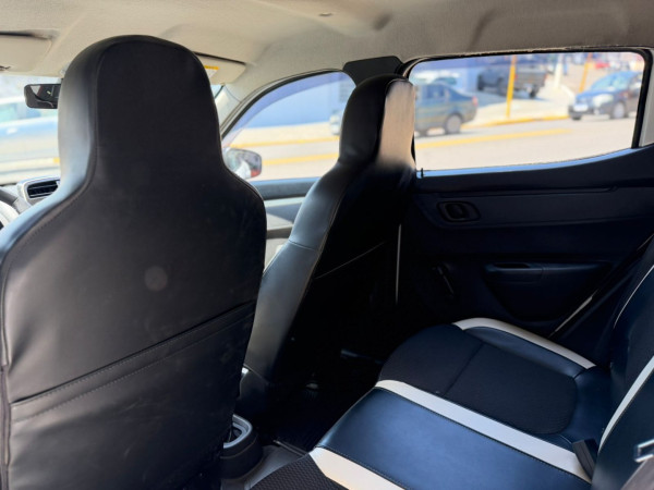 RENAULT Kwid 1.0 12V 4P SCE FLEX INTENSE