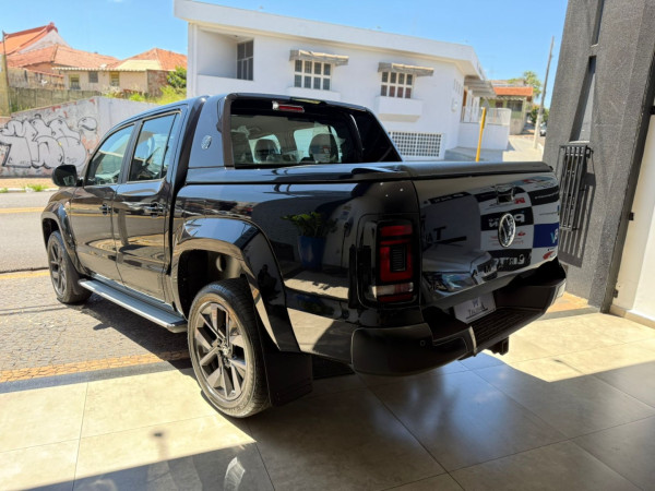 VOLKSWAGEN Amarok 3.0 V6 CABINE DUPLA HIGHLINE EXTREME 4X4 TURBO INTERCOOLER AUTOMÁTICO