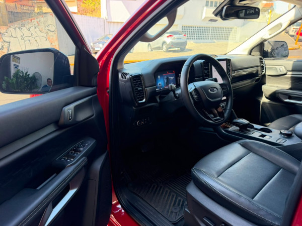 FORD Ranger 3.0 V6 4X4 LIMITED TURBO DIESEL CABINE DUPLA AUTOMÁTICO