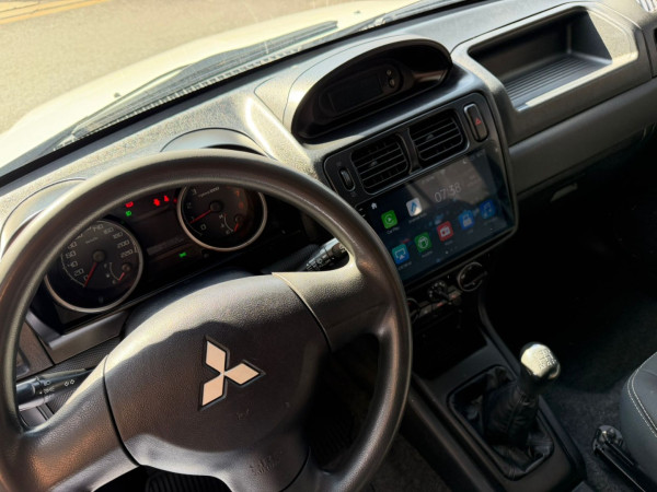 MITSUBISHI Pajero TR4 2.0 16V 4P