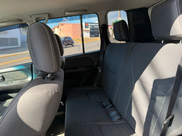 MITSUBISHI Pajero TR4 2.0 16V 4P