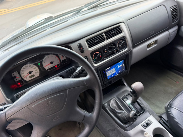 MITSUBISHI Pajero Sport 3.5 V6 24V 4P 4X4 HPE AUTOMÁTICO