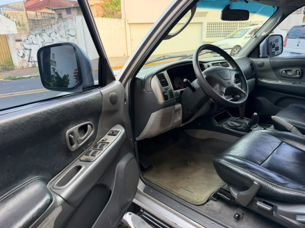 MITSUBISHI Pajero Sport 3.5 V6 24V 4P 4X4 HPE AUTOMÁTICO