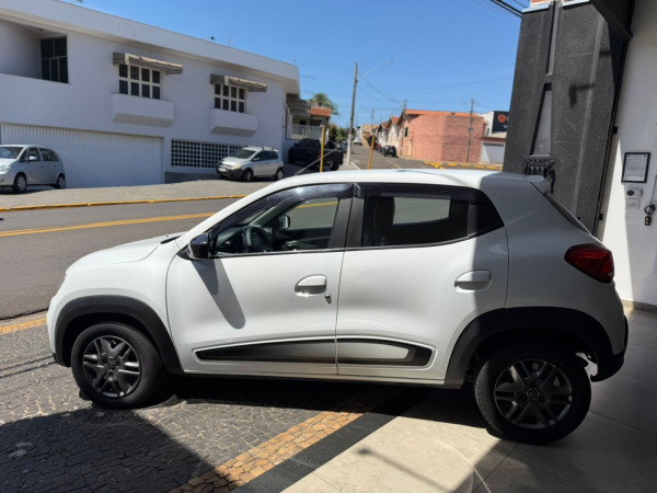 RENAULT Kwid 1.0 12V 4P SCE FLEX INTENSE