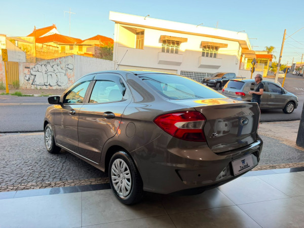 FORD Ka + Sedan 1.5 12V 4P FLEX TI-VCT SE PLUS