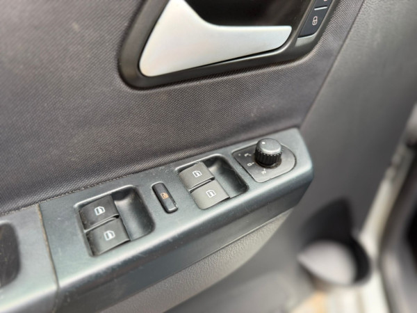 VOLKSWAGEN Space Fox 1.6 4P FLEX TREND