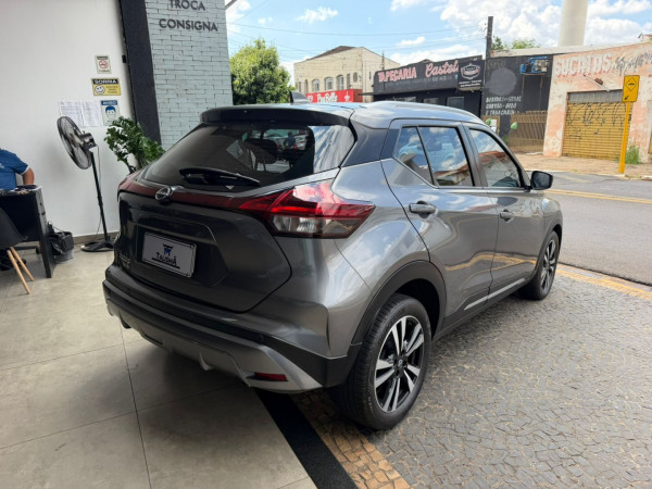 NISSAN Kicks 1.6 16V 4P FLEXSTART ADVANCE XTRONIC AUTOMÁTICO CVT