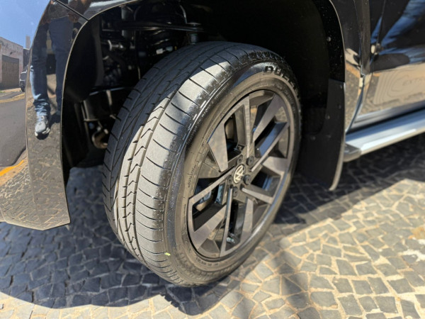 VOLKSWAGEN Amarok 3.0 V6 CABINE DUPLA HIGHLINE EXTREME 4X4 TURBO INTERCOOLER AUTOMÁTICO