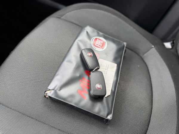 FIAT Idea 1.4 4P ATTRACTIVE FLEX