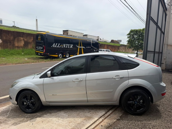 FORD Focus Hatch 2.0 16V 4P SE PLUS DIRECT