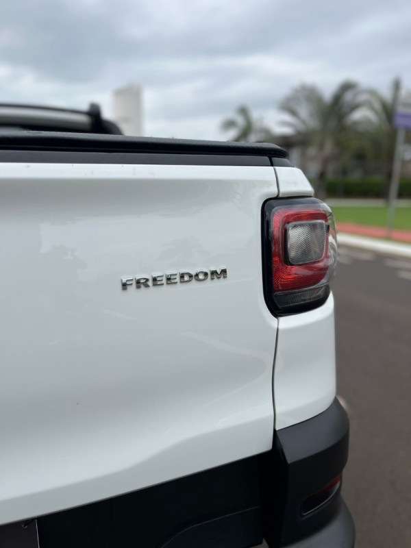 FIAT Strada 1.3 FIREFLY FLEX FREEDOM CABINE SIMPLES