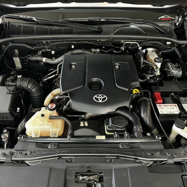 TOYOTA Hilux Caminhonete 2.8 16V SRX 4X4 TURBO DIESEL CABINE DUPLA AUTOMÁTICO