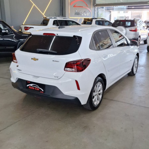 Onix Hatch 1.0 4P FLEX LTZ TURBO AUTOMÁTICO