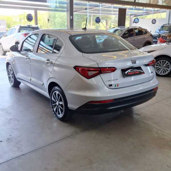 FIAT Cronos 1.8 4P FLEX DRIVE AUTOMÁTICO