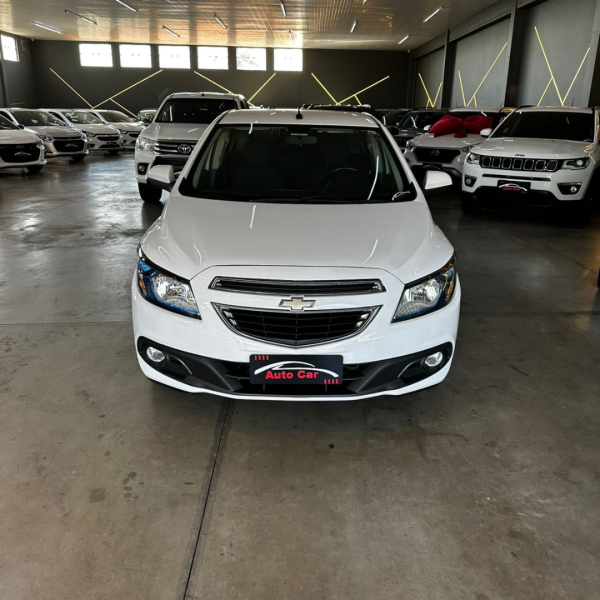 Onix Hatch 1.4 4P FLEX LTZ AUTOMÁTICO