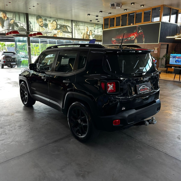Renegade 1.8 16V 4P FLEX