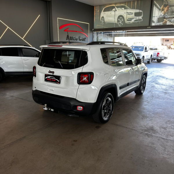Renegade 1.8 16V 4P FLEX AUTOMÁTICO