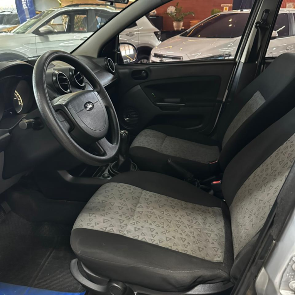 Fiesta Sedan 1.6 4P ROCAM FLEX