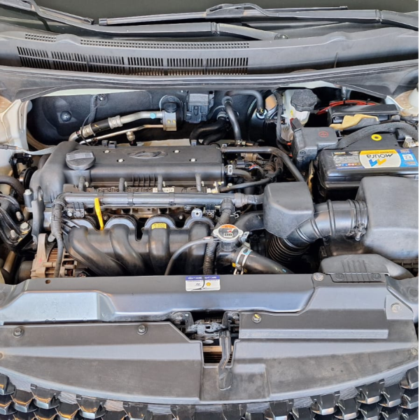 HYUNDAI HB 20 Sedan 1.6 16V 4P FLEX COMFORT STYLE AUTOMÁTICO HYUNDAI HB 20 Sedan 1.6 16V 4P FLEX COMFORT STYLE AUTOMÁTICO