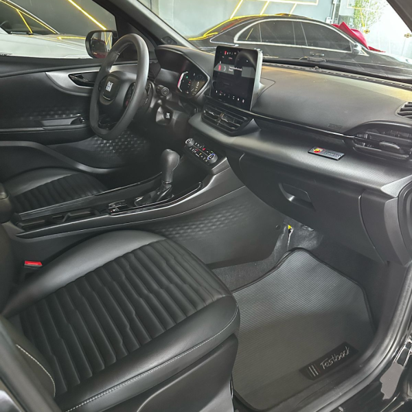 Fastback 1.3 16V 4P FLEX LIMITED EDITION TURBO 270 AUTOMÁTICO