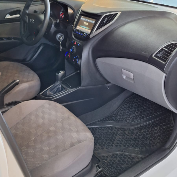 HYUNDAI HB 20 Sedan 1.6 16V 4P FLEX COMFORT STYLE AUTOMÁTICO HYUNDAI HB 20 Sedan 1.6 16V 4P FLEX COMFORT STYLE AUTOMÁTICO