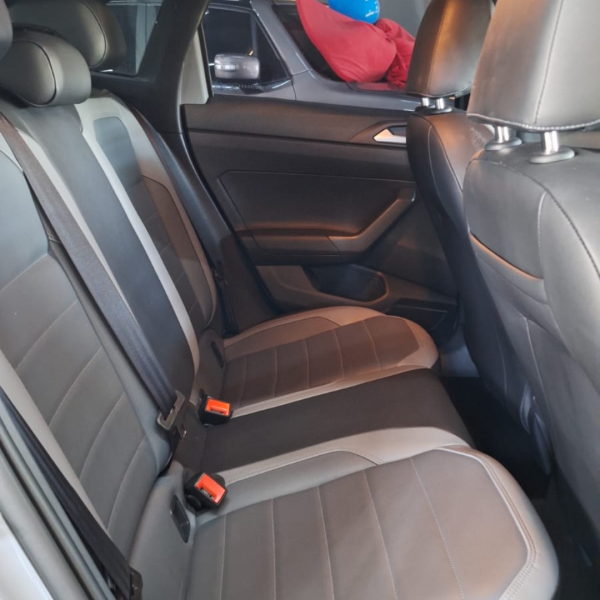 VOLKSWAGEN Nivus 1.0 4P FLEX 200 TSI HIGHLINE AUTOMÁTICO