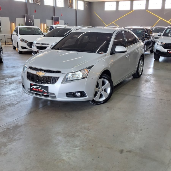 CHEVROLET Cruze Sedan 1.8 16V 4P LT ECOTEC FLEX AUTOMÁTICO CHEVROLET Cruze Sedan 1.8 16V 4P LT ECOTEC FLEX AUTOMÁTICO