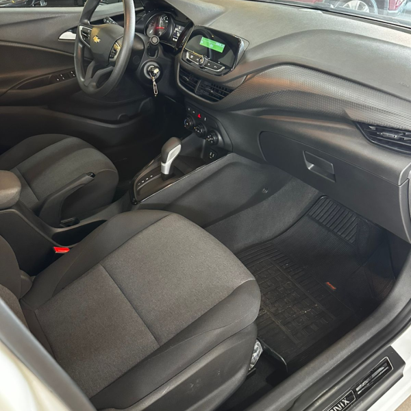 Onix Sedan 1.0 4P FLEX PLUS TURBO AUTOMÁTICO