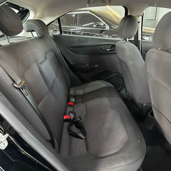 Onix Hatch 1.4 4P FLEX LTZ AUTOMÁTICO