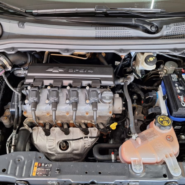 CHEVROLET Onix Hatch 1.4 4P FLEX ACTIV AUTOMÁTICO