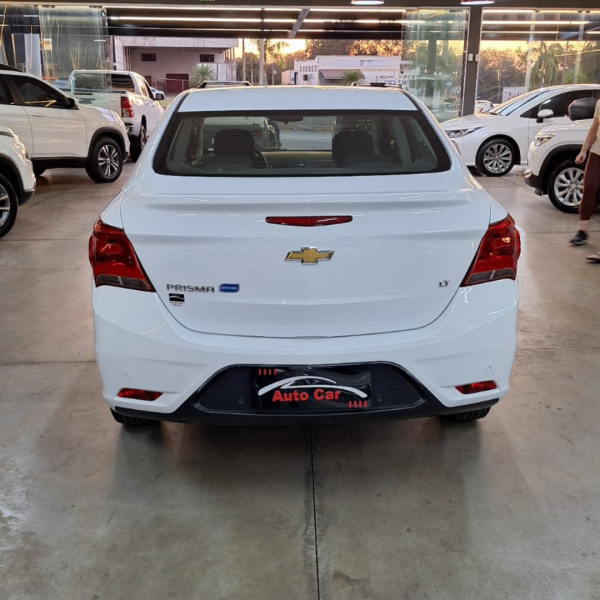 Prisma 1.4 4P LT FLEX AUTOMÁTICO