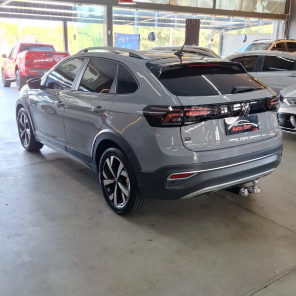 VOLKSWAGEN Nivus 1.0 4P FLEX 200 TSI HIGHLINE AUTOMÁTICO