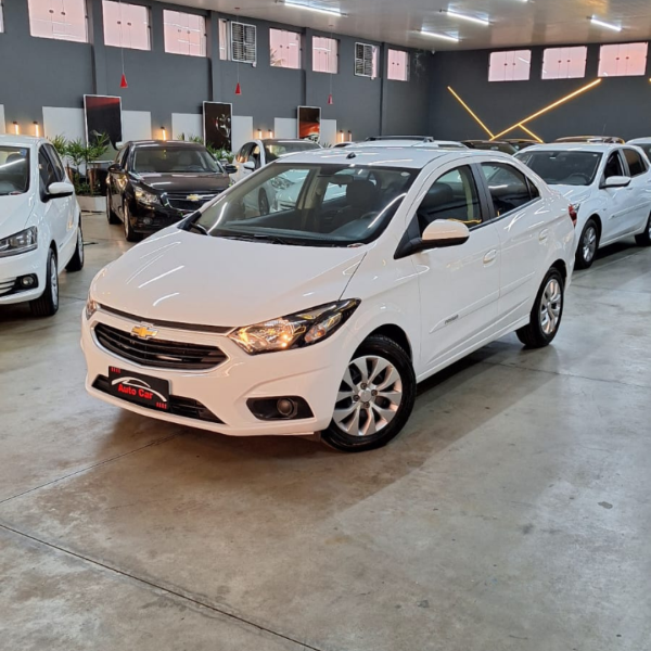 Prisma 1.4 4P LT FLEX AUTOMÁTICO