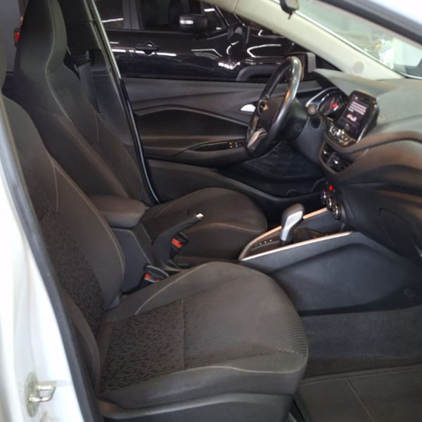 Onix Hatch 1.0 4P FLEX LTZ TURBO AUTOMÁTICO