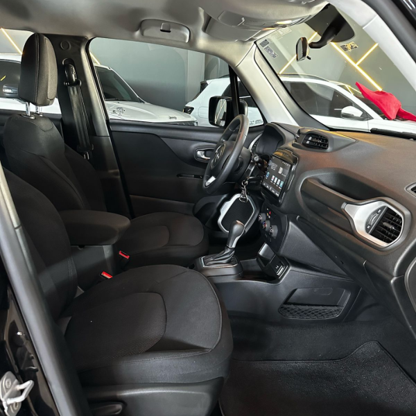 Renegade 1.8 16V 4P FLEX AUTOMÁTICO