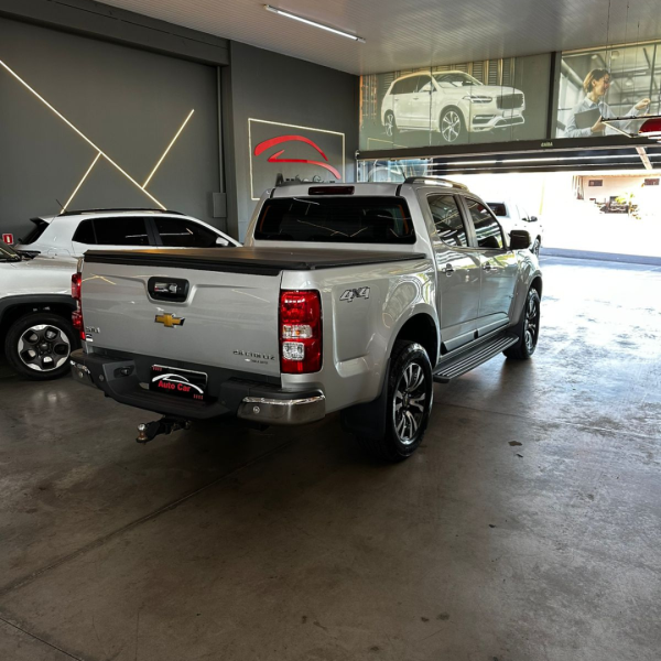 S10 2.8 16V LTZ CABINE DUPLA 4X4 TURBO DIESEL AUTOMÁTICO