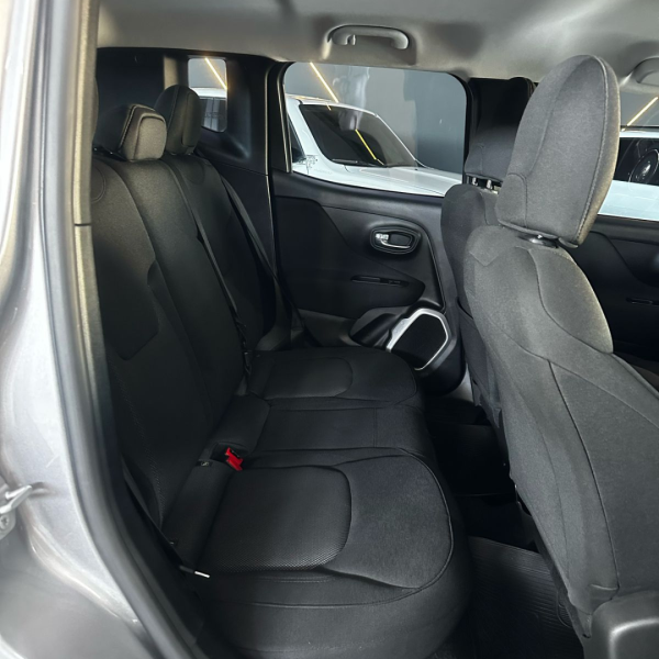 Renegade 1.8 16V 4P FLEX AUTOMÁTICO