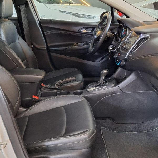 CHEVROLET Cruze Sedan 1.4 16V 4P LT FLEX TURBO AUTOMÁTICO